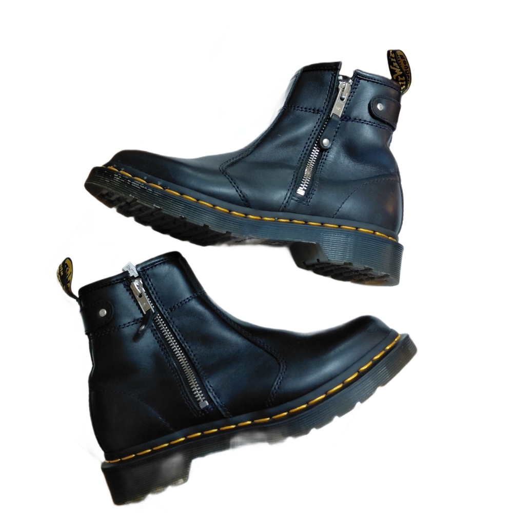 Dr. Martens Black Leather Double Zip Combat Boots Women's Size 6 Ankle Boots